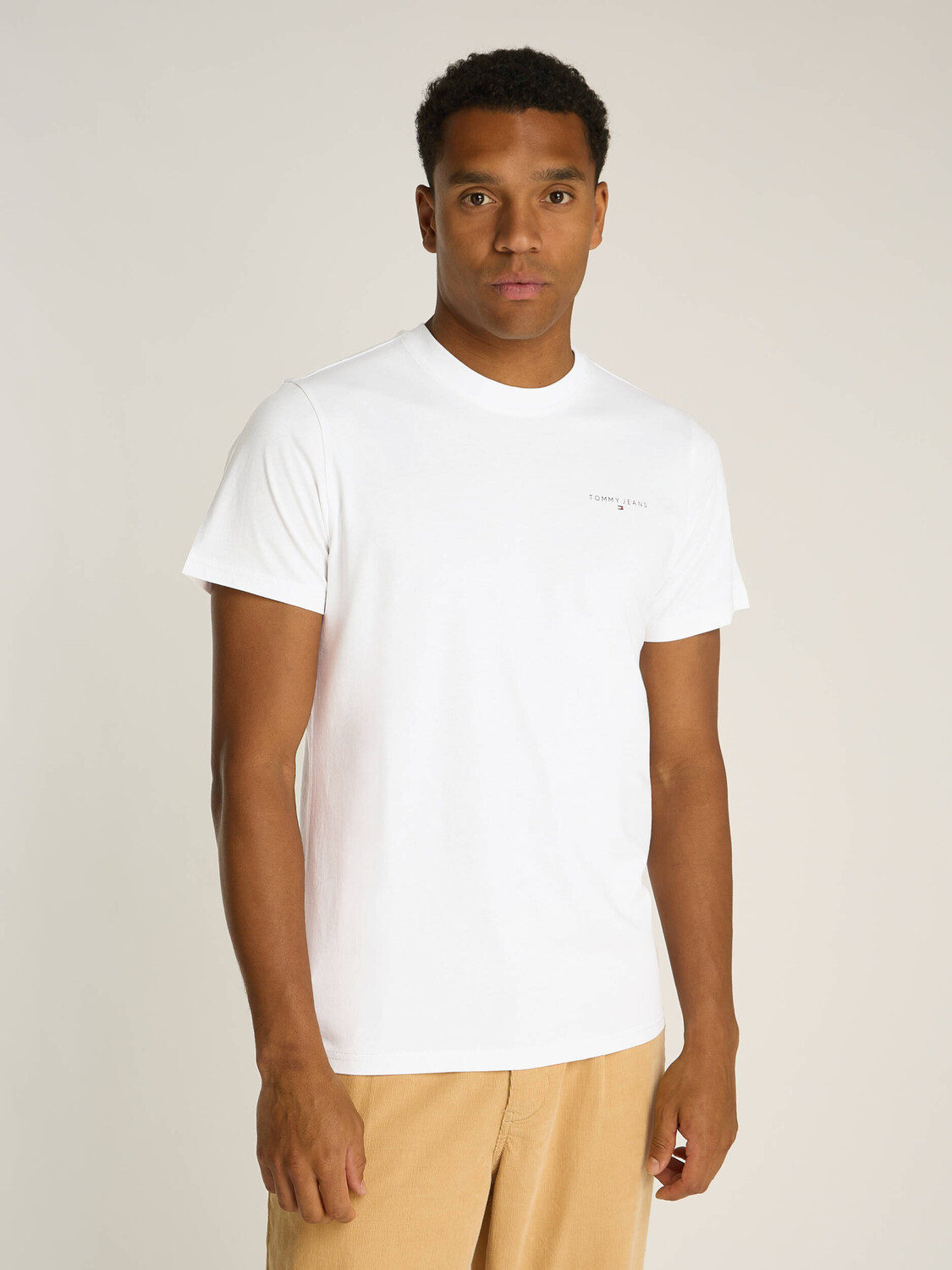 

Футболка Tommy Jeans Regular Fit, белый