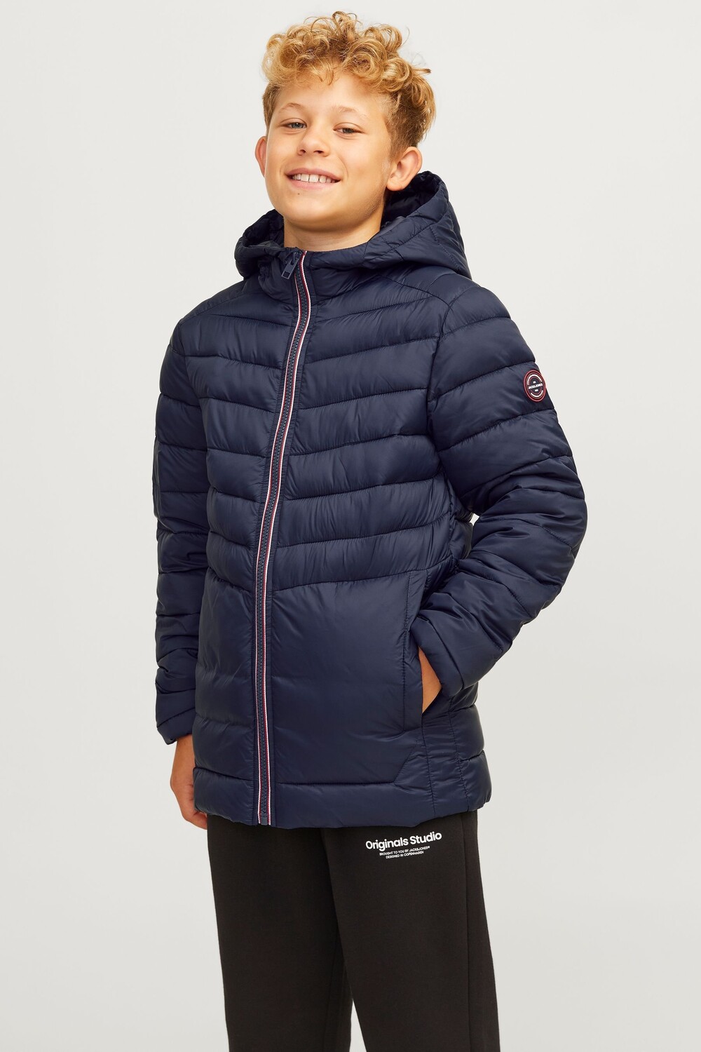 

Черная куртка с капюшоном Jack & Jones Junior, синий