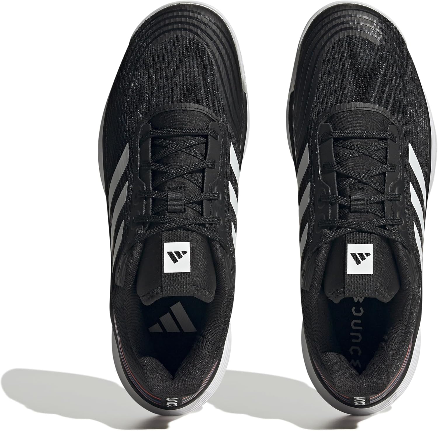 Мужские кроссовки Adidas Novaflight Sustainable, белый/черный/красный — фото 2