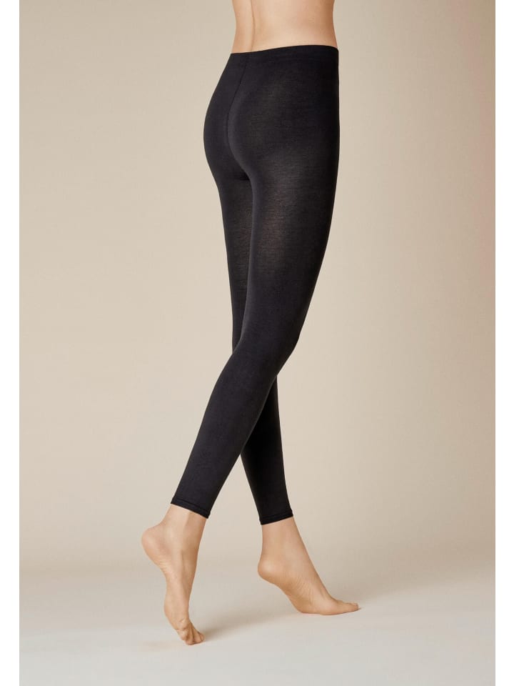 

Леггинсы Лиз вязаные без резинки коричневого цвета. Kunert