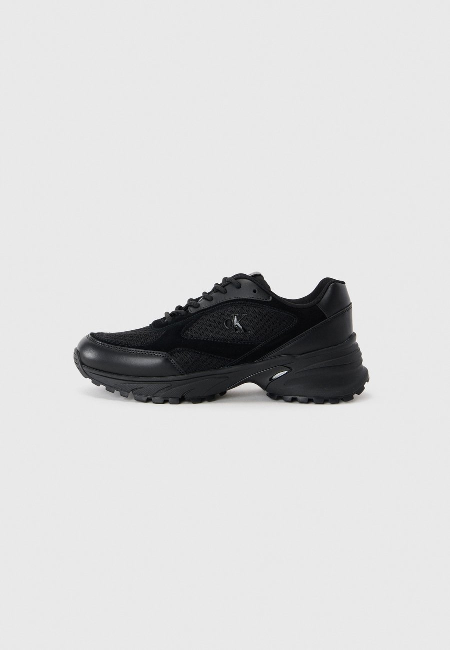 

Кроссовки Calvin Klein Jeans HIKE RUNNER, Triple Black/Black