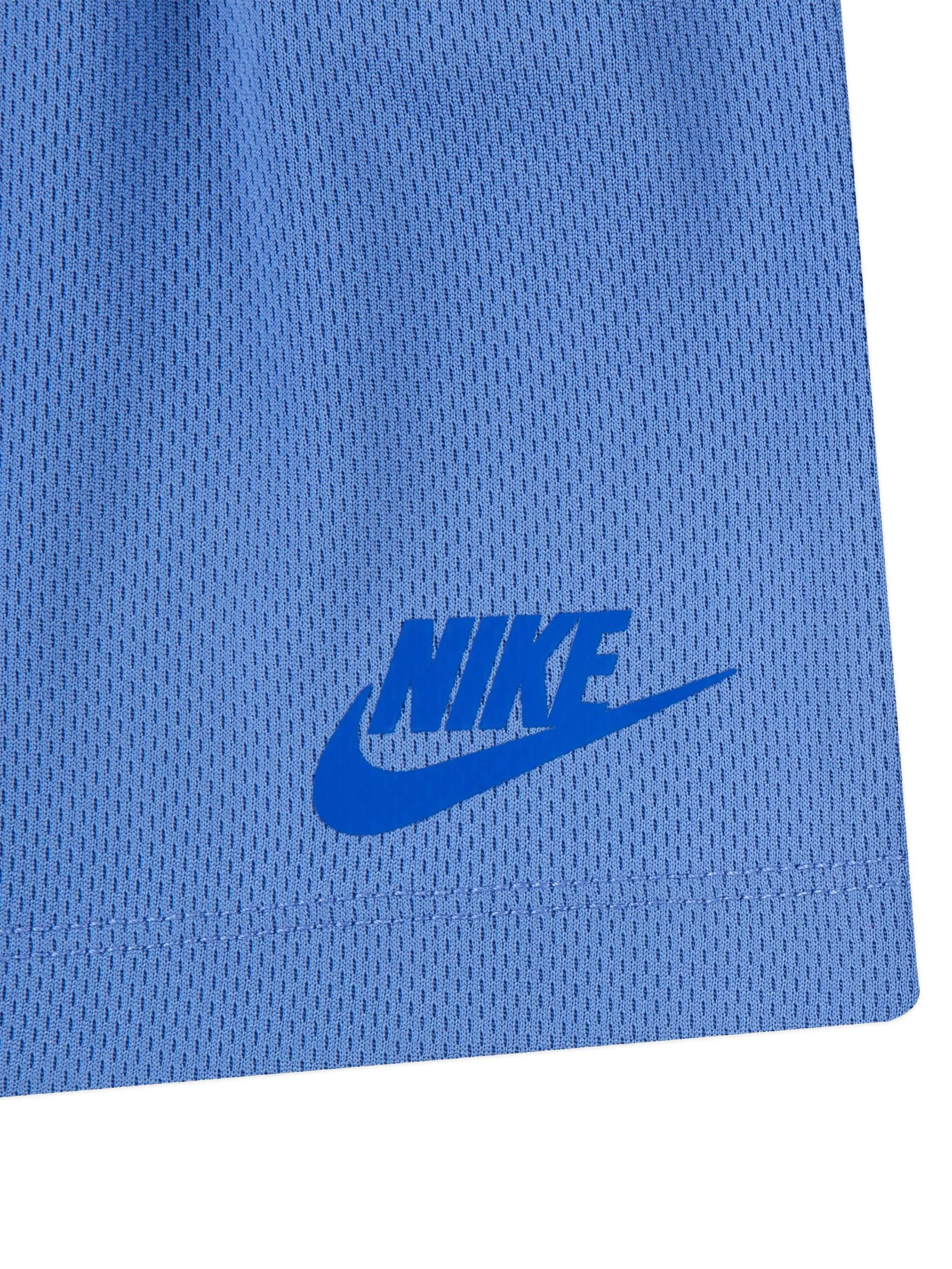 Комплект из футболки и шортов с логотипом Nike Kids, белый — фото 4