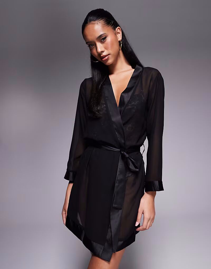 

Кимоно Bluebella Chiffon/luxury satin черного цвета