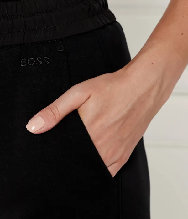 Истекшие спортивные штаны Regular fit Boss, черный — фото 4