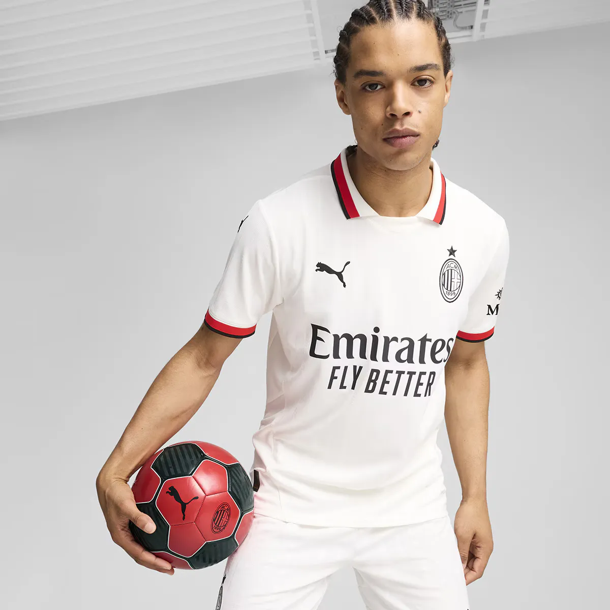 

Мужской 2-й комплект AC Milan 2024-2025 Puma футболка, белый