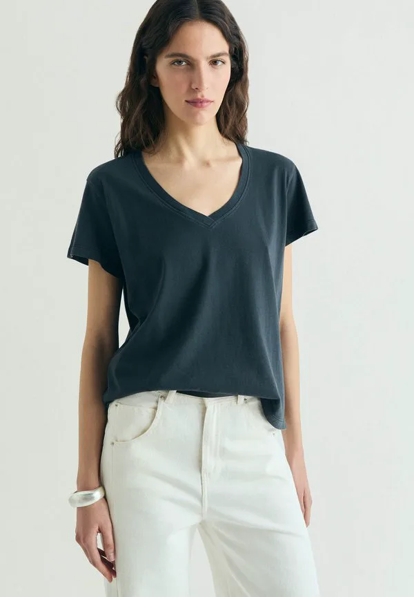 

Футболка с изображением черепа, простая, базовая. Scalpers, Black, Черный, Футболка с изображением черепа, простая, базовая. Scalpers, Black