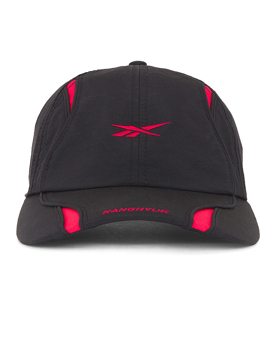

Бейсбольная кепка из коллаборации с Канхёком Reebok, черный