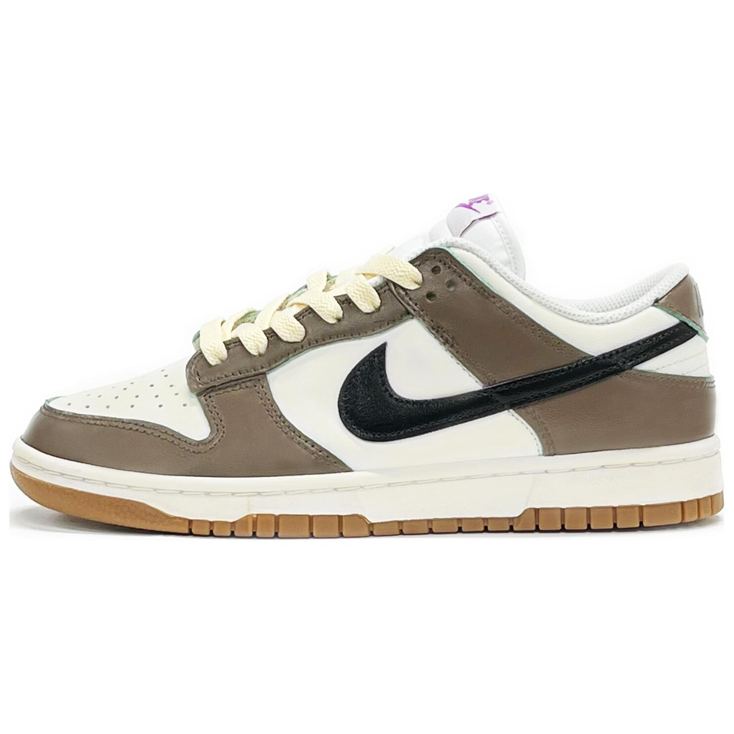 

Кроссовки Nike Dunk Skateboard Shoes Women's Low-Top White Brown