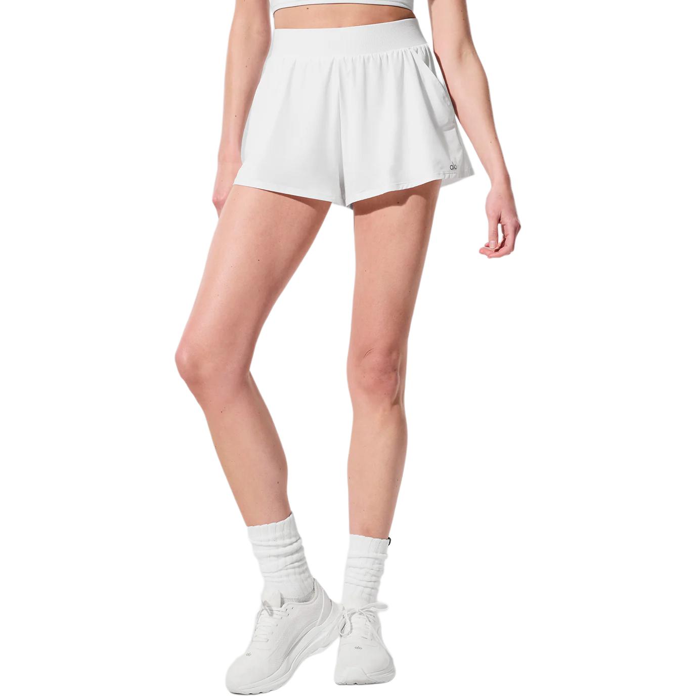 

Спортивные шорты женские Alo Yoga, белый