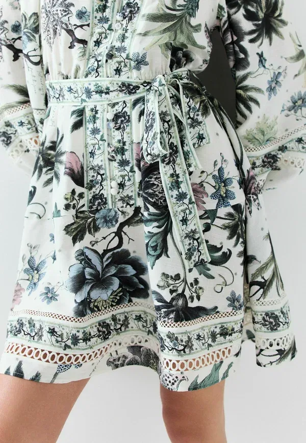 Платье-рубашка Next Tall fit long sleeve mini occasion dress, цвет экрю с цветочным принтом — фото 3