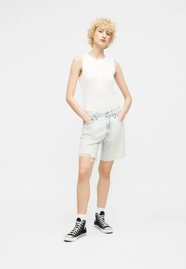 Джинсовые шорты Gap, Light Blue Denim — фото 2