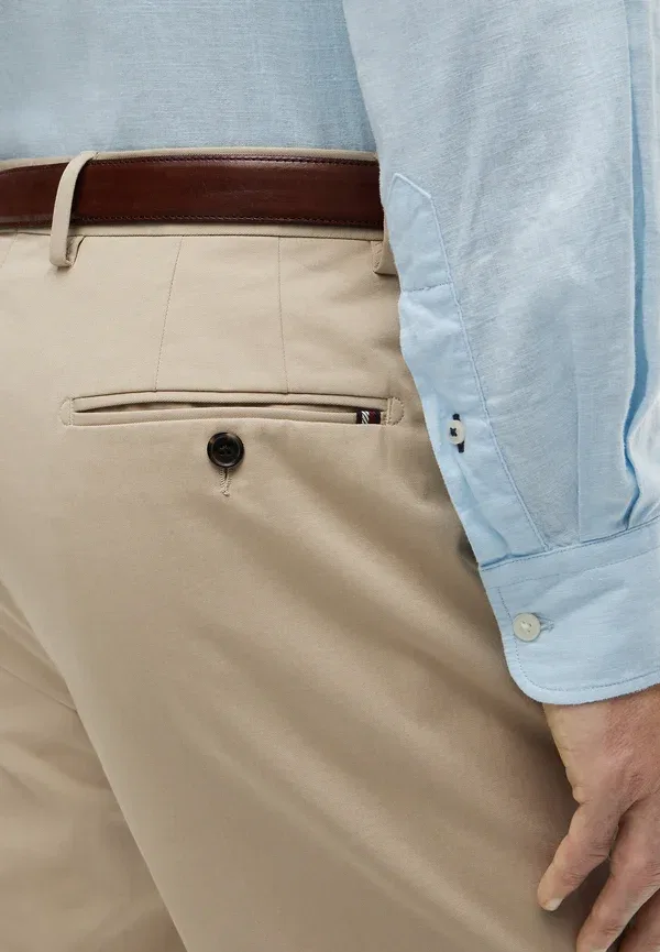 Брюки повседневные Tommy Hilfiger Dc Tech Cotton Pants, сандаловый — фото 4