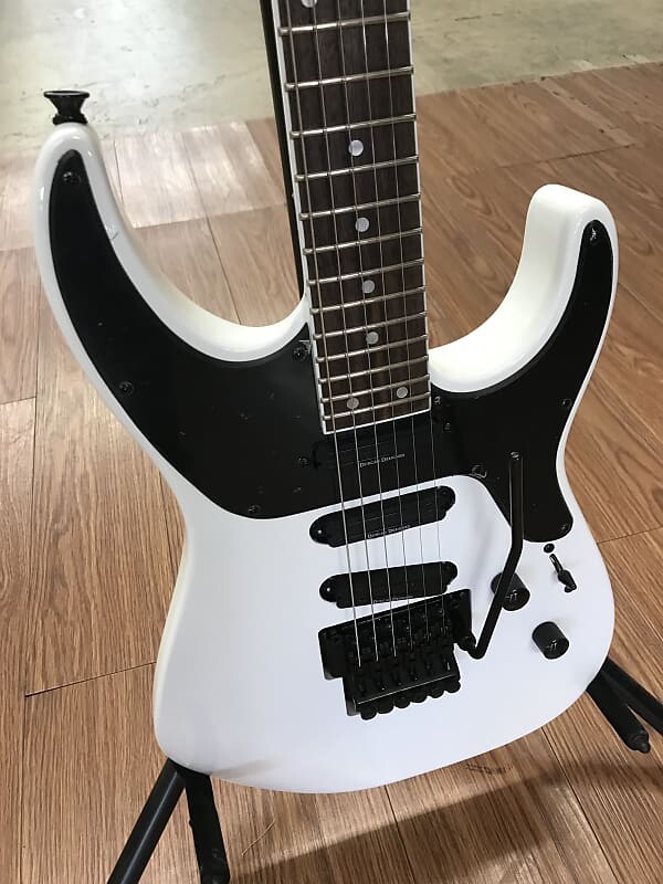 

Электрогитара Jackson SL4X 2018 White