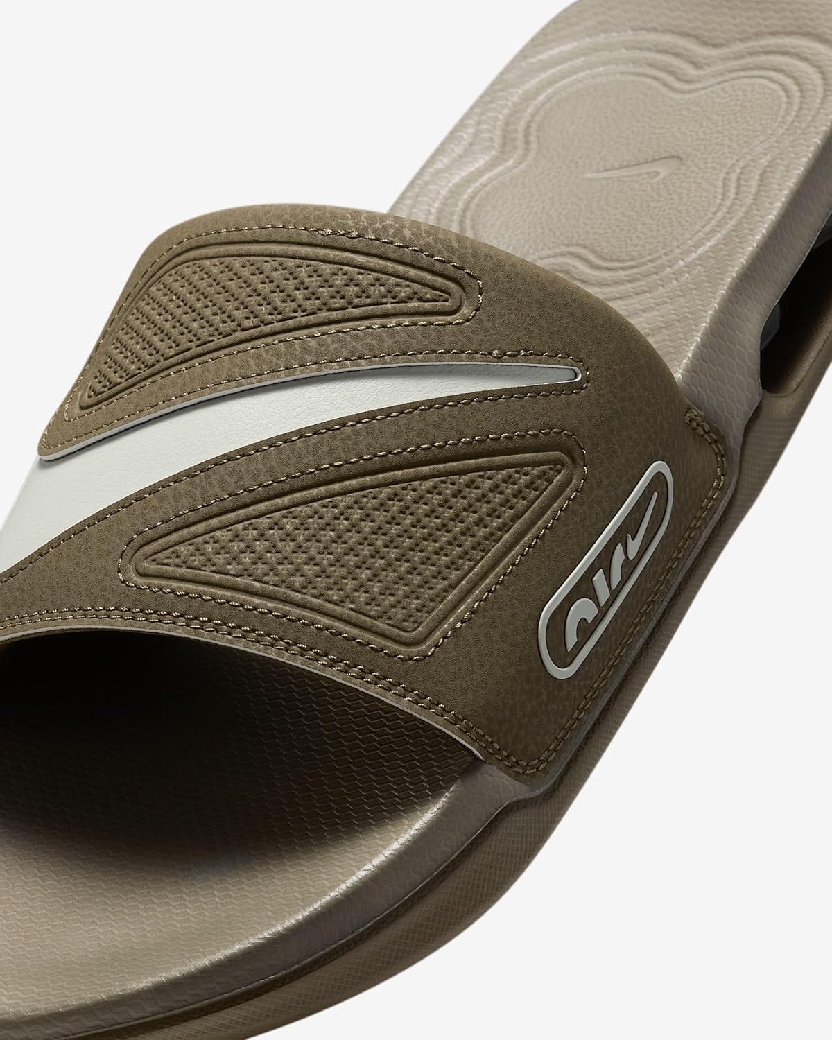 Мужские спортивные сандалии Nike Air Max Cirro Just Do It Solarsoft Slide, (202) Medium Olive/Light Army/Light Silver — фото 4