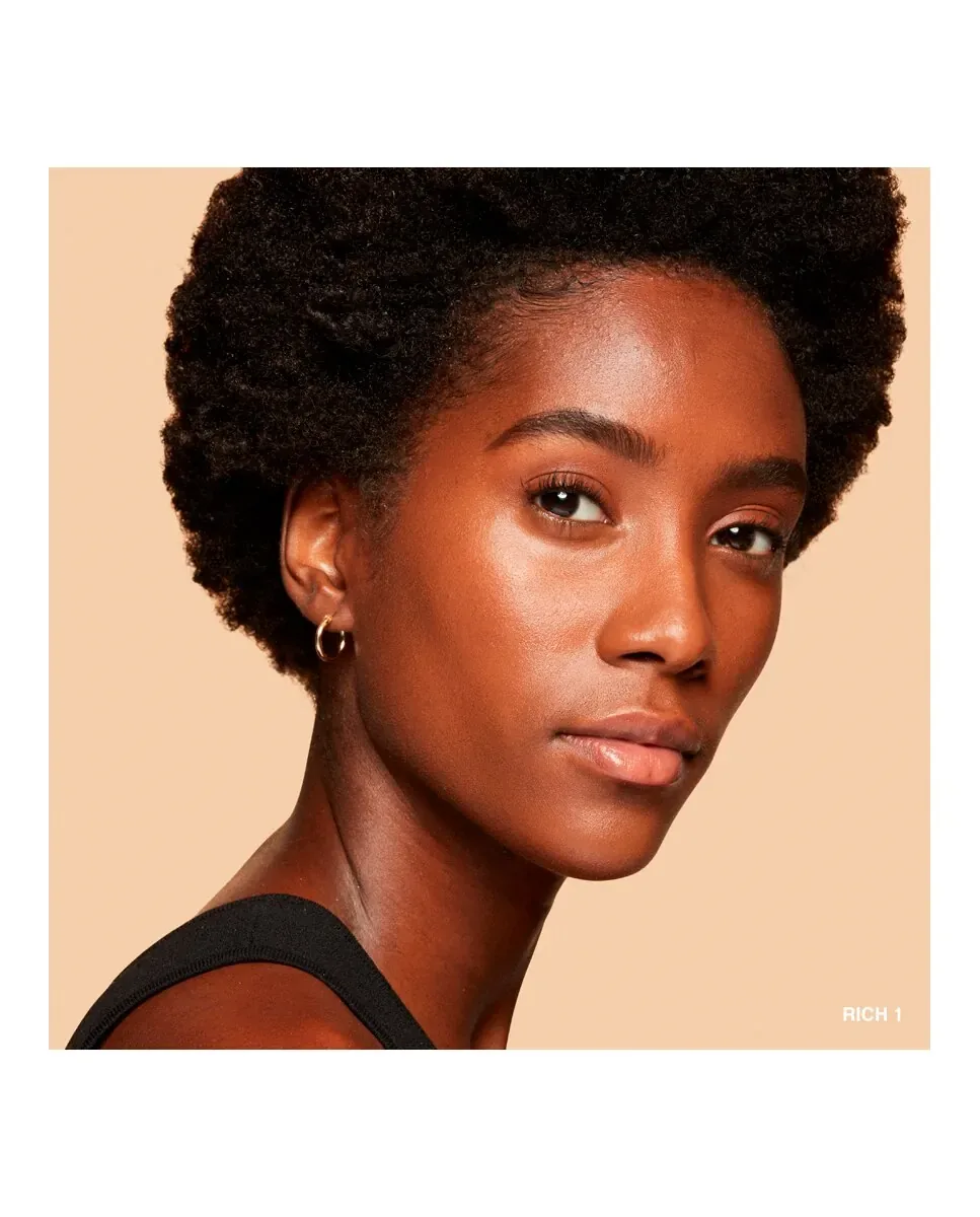 Тональная основа Vitamin Enriched Skin Tint Bobbi Brown, Rich 1 — фото 4