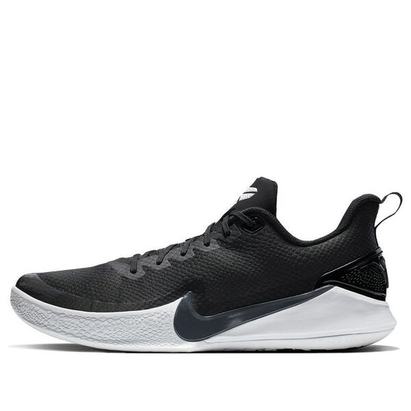 

Кроссовки мамба фокус Nike, черный
