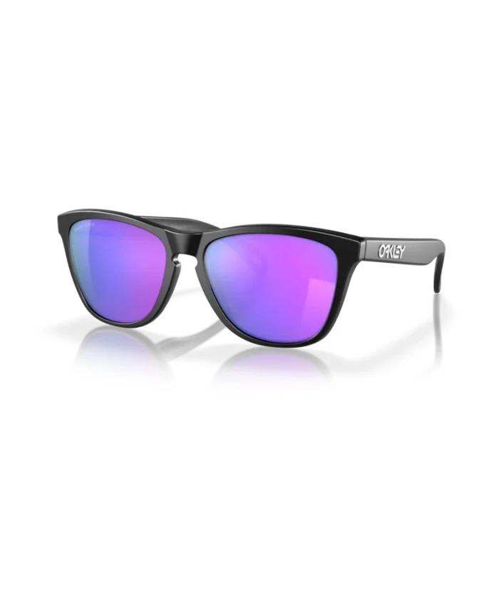 

Коллекция стильных солнцезащитных очков Oakley, черный