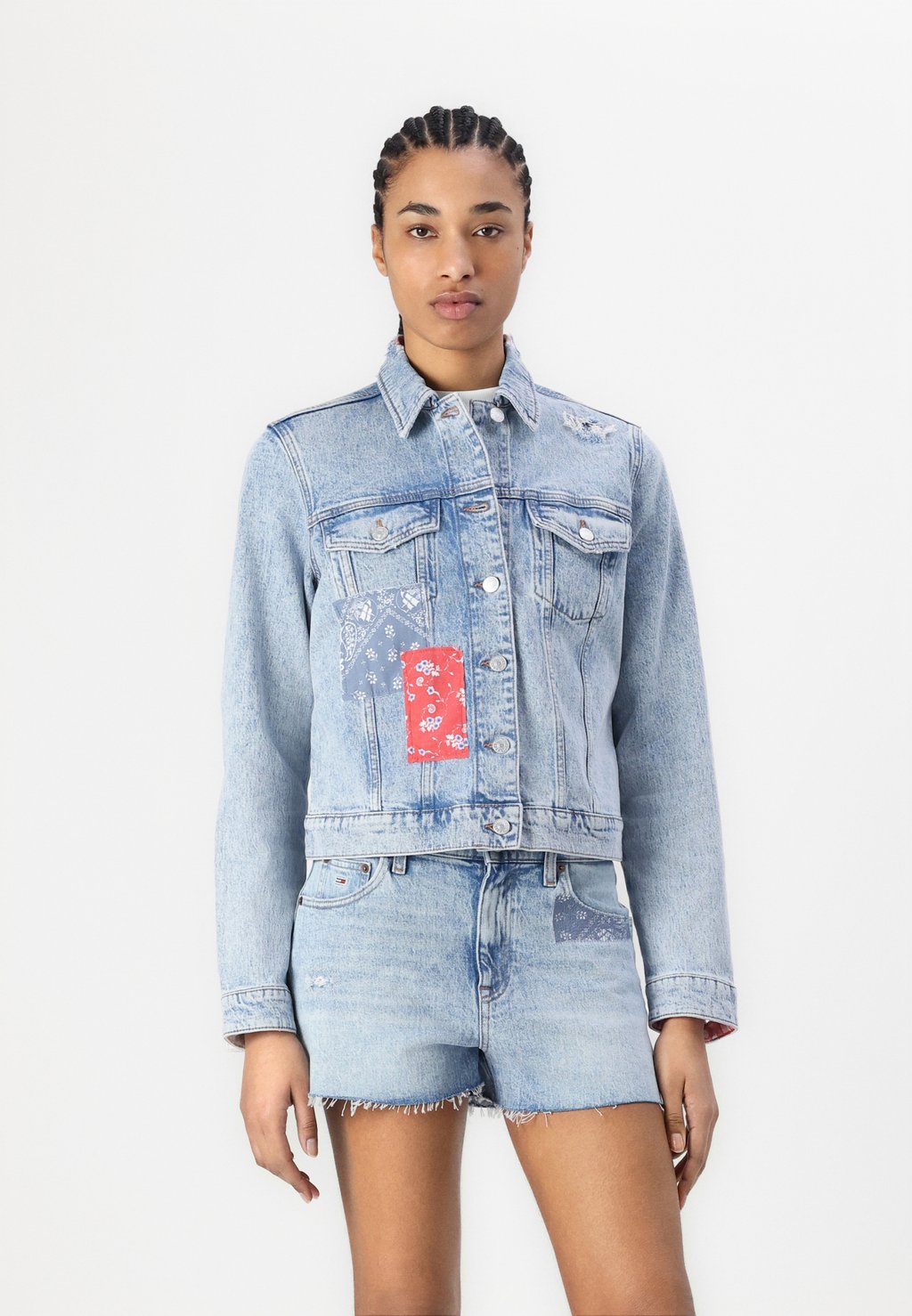 

Джинсовая куртка CLASSIC TRUCKER Tommy Jeans, деним