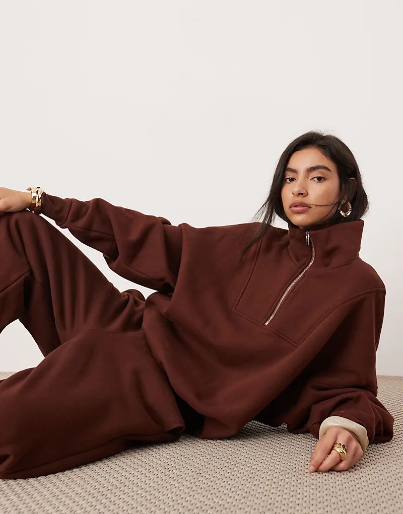 

Толстовка ASOS EDITION премиум-класса из плотной ткани оверсайз шоколадно-коричневого цвета с полумолнией
