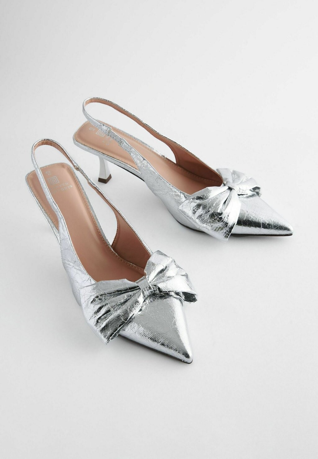Туфли Forever Comfort Bow Regular Fit Next, серебристого цвета
