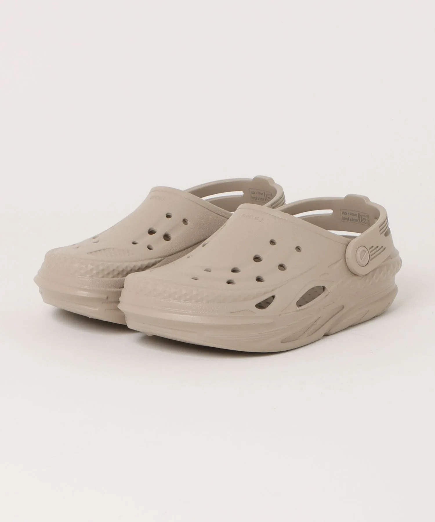Унисекс сандалии Crocs Off Grid Clog бежевые