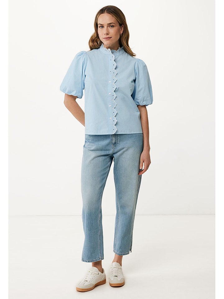 

Mexx Блузка светло-голубого/белого цвета