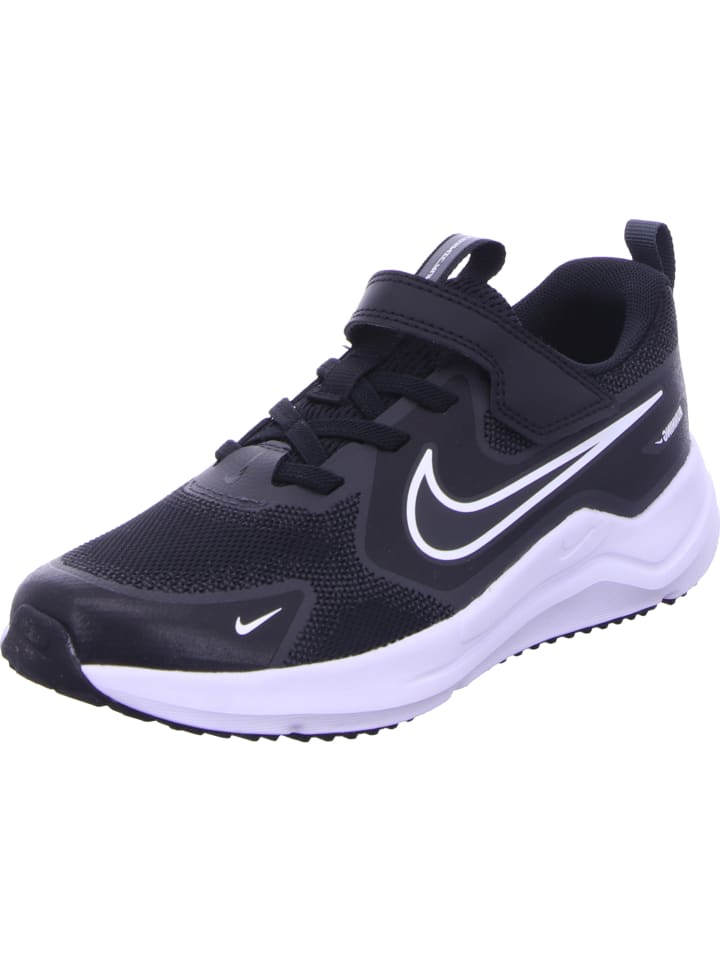 

Кроссовки на шнуровке Nike, черный