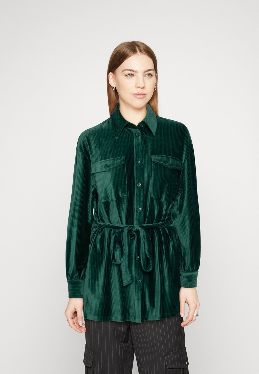

Рубашка PCNIDA TIE Pieces, треккинговый зеленый