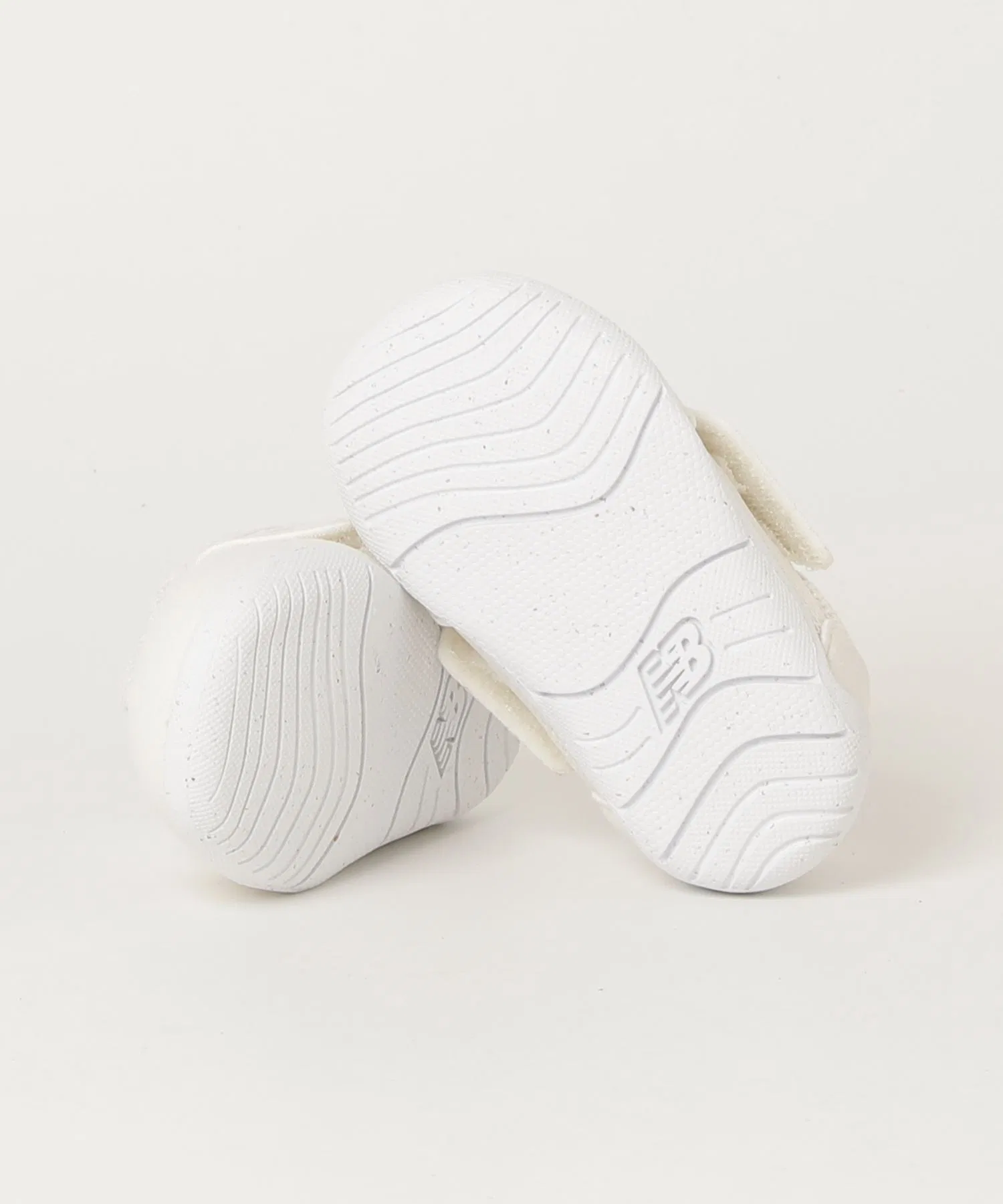 Детские кроссовки New Balance NEW-B FIRST — фото 4