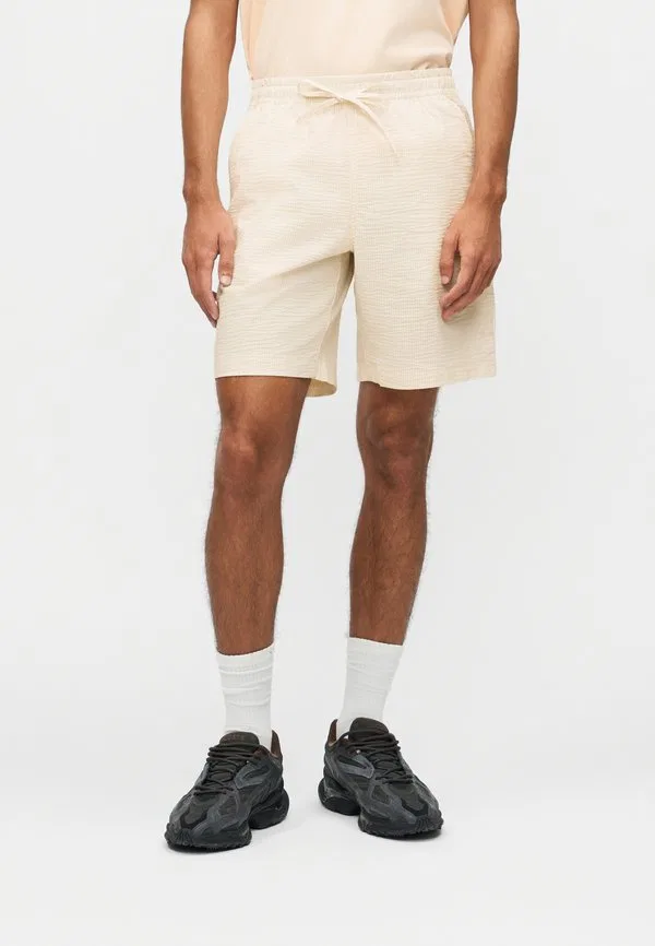 Шорты Lacoste, Flour/Naturel Clair