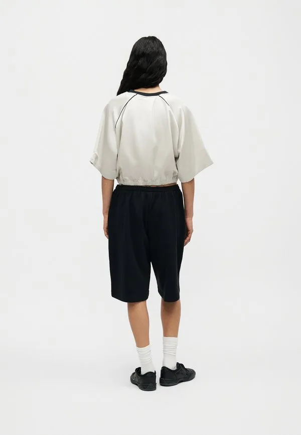 Бермудские шорты Nike Sportswear, Black/Sail — фото 4