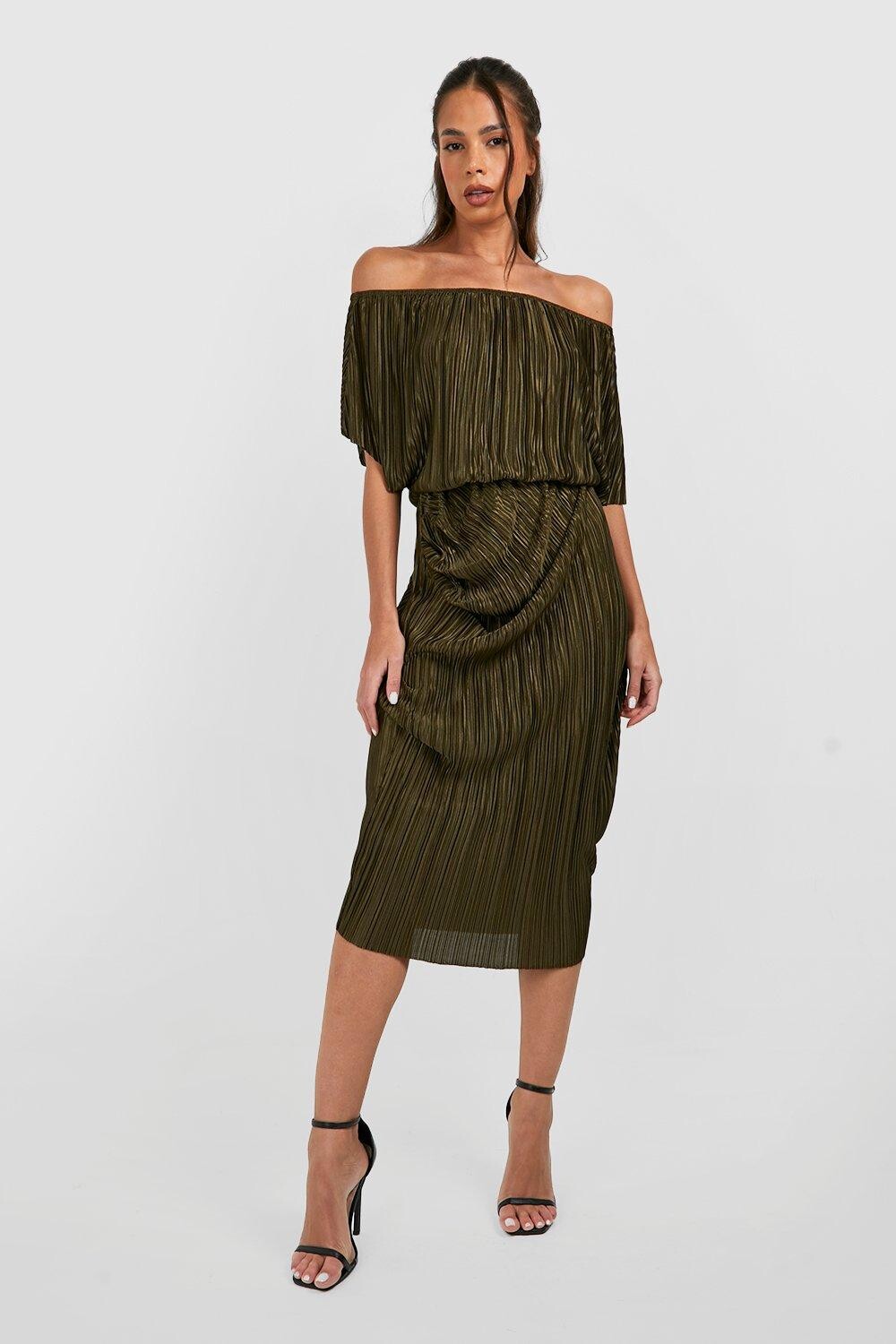 

Плиссированное платье миди с открытыми плечами boohoo, зеленый