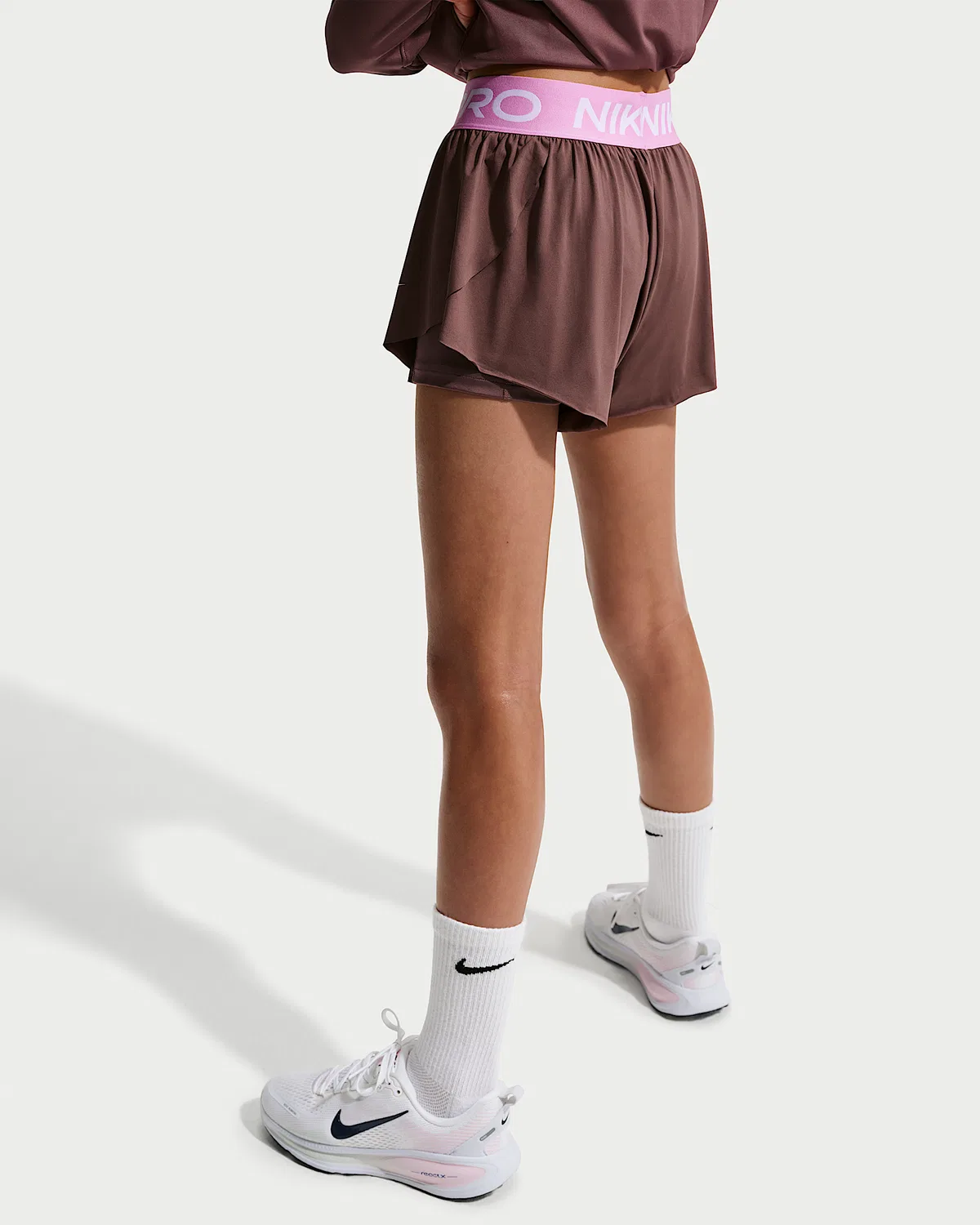 Детские (девочки) шорты Nike Pro Dri-FIT 2-in-1, Tattoo/Light Magenta/White — фото 3
