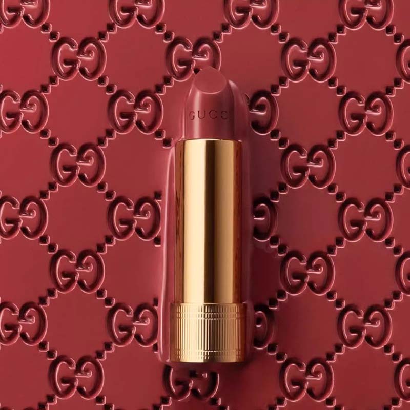 GUCCI Golden Tube, бархатная матовая помада в подарочной упаковке, матовая, легко растушевывается, стойкая — фото 3