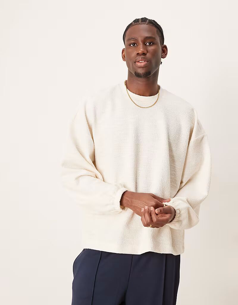 

Футболка ASOS DESIGN с длинными рукавами, очень свободного кроя, из фактурного ворса, кремового цвета