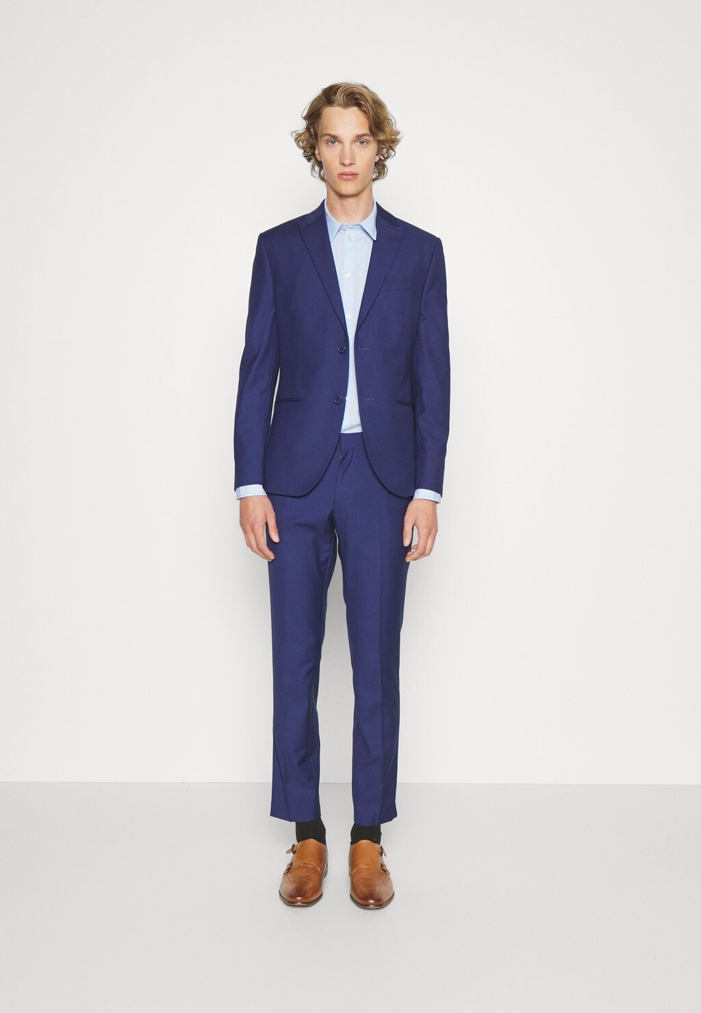 

Костюм FASHION SUIT Isaac Dewhirst, цвет blue