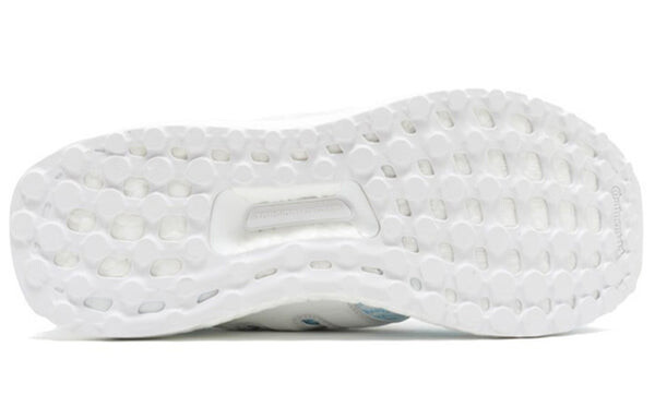Кроссовки parley x ultraboost 3.0 ограниченный Adidas, белый — фото 4