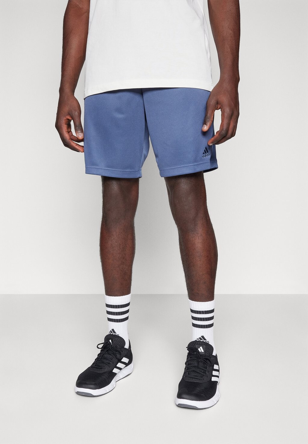 

Шорты TIRO WORDMARK adidas Sportswear, цвет preloved ink/white