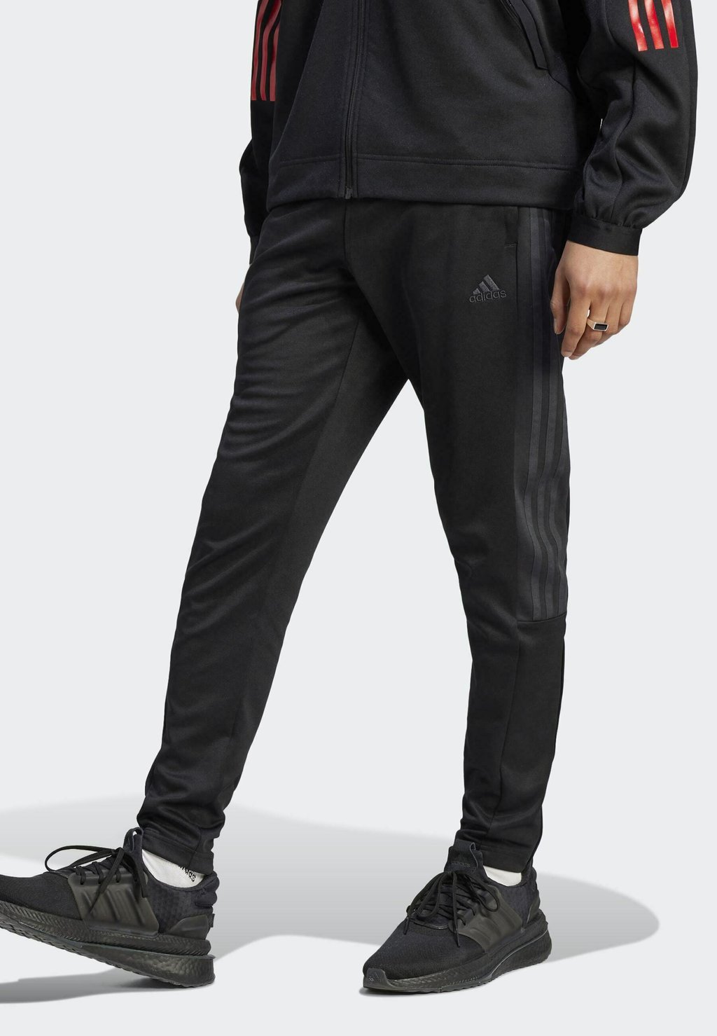 

Спортивные брюки Tiro adidas Sportswear, черный