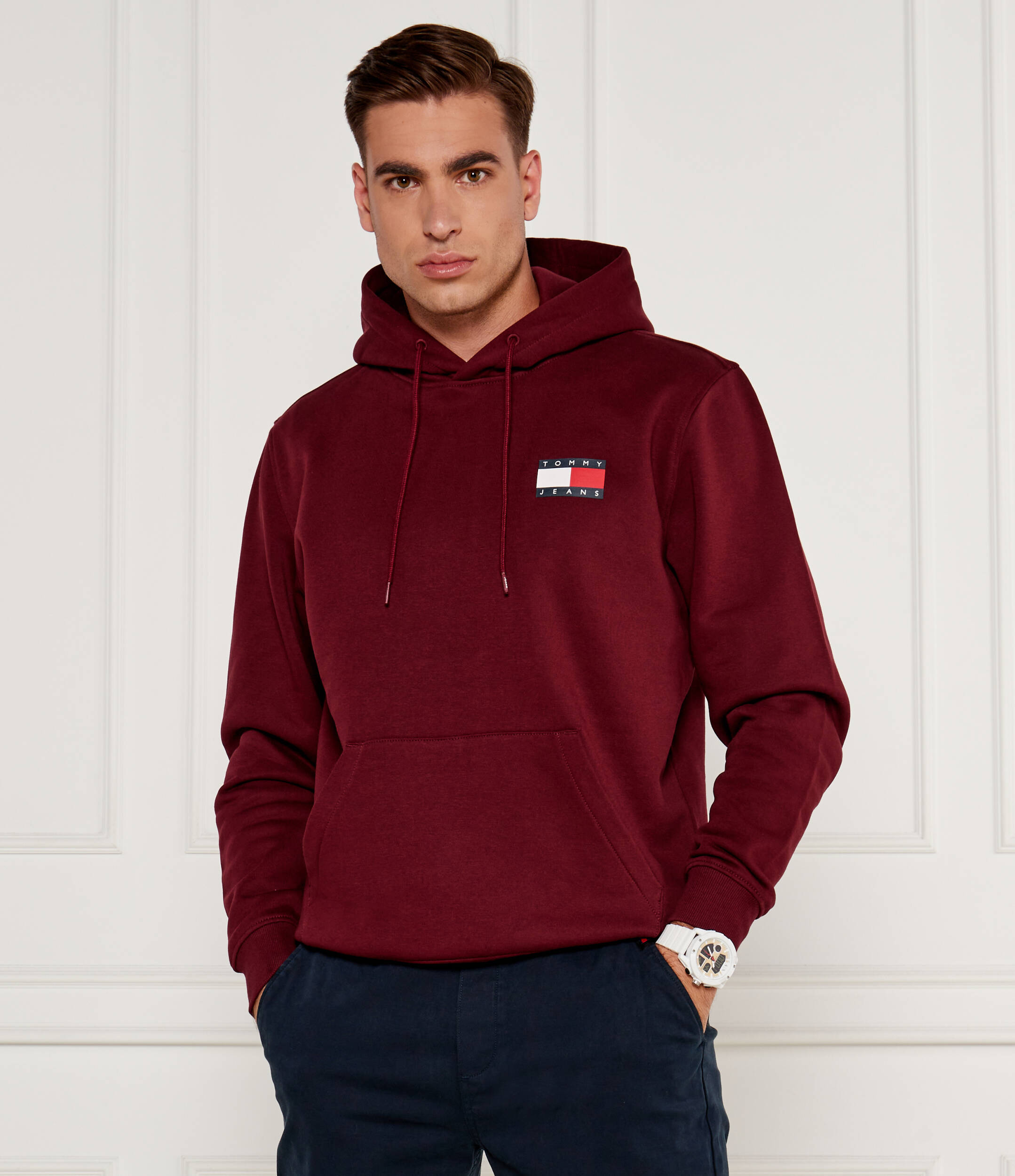 

Толстовка Tommy Jeans Regular Fit, бордо