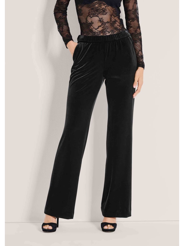 

MADELEINE Широкие бархатные брюки с эластичным поясом черного цвета