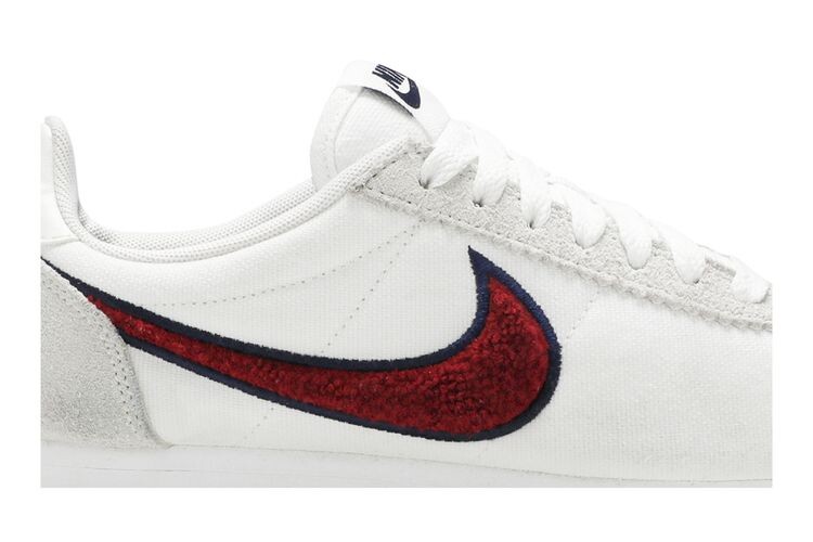Кроссовки Nike Wmns Classic Cortez PRM White Red Crush, белый — фото 2