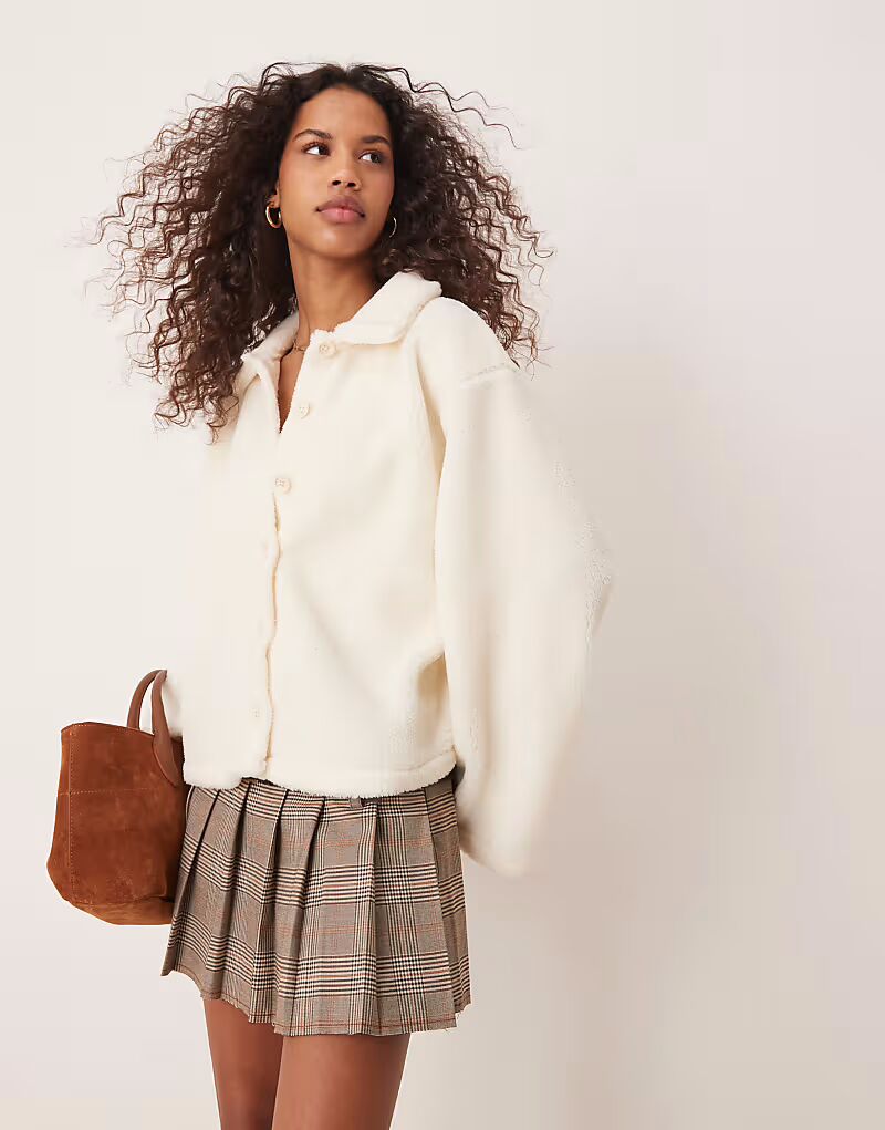 

Кардиган с длинными рукавами из искусственного флиса цвета кремовый Asos Design