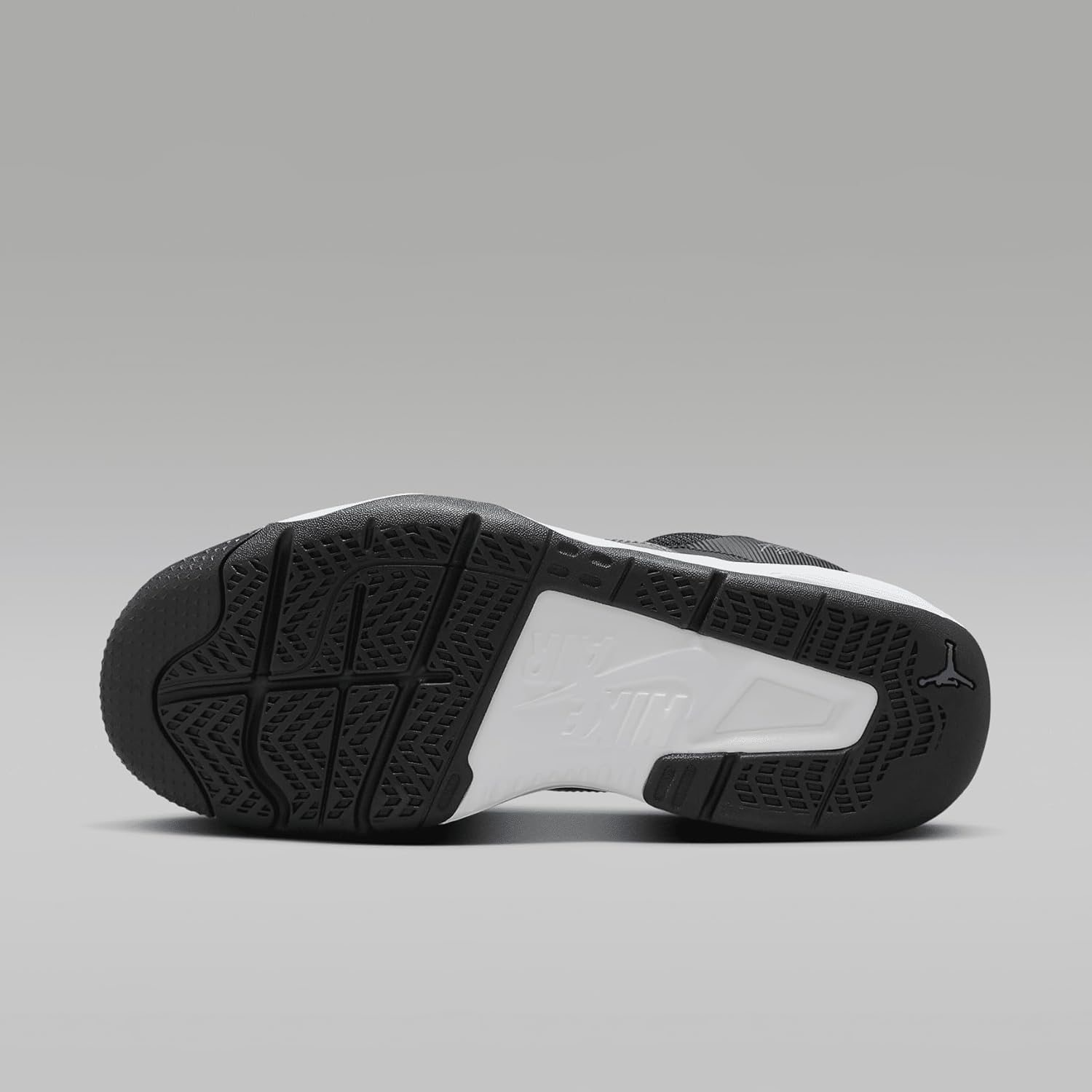 Мужские кроссовки Nike Jordan Stay Loyal 3, белый/черный — фото 2