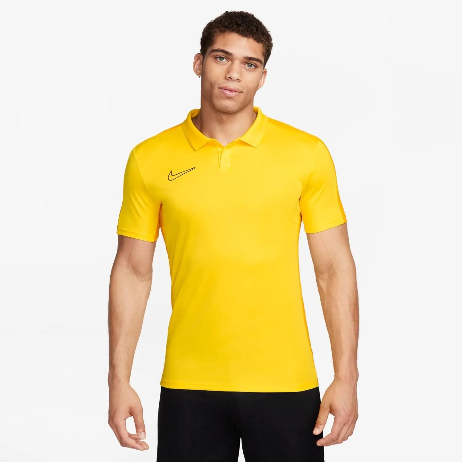 Мужское поло Nike Dri-FIT, короткий рукав, Tour Yellow/University Gold/Black — фото 2