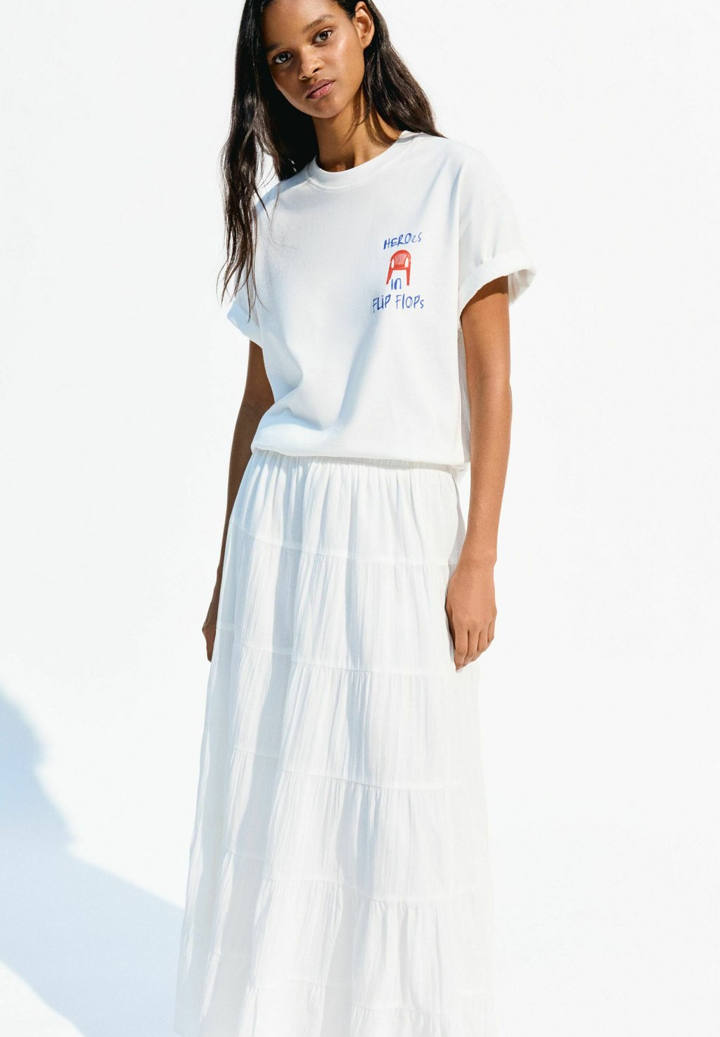 

Футболка с принтом SHORT SLEEVE Bershka, белый
