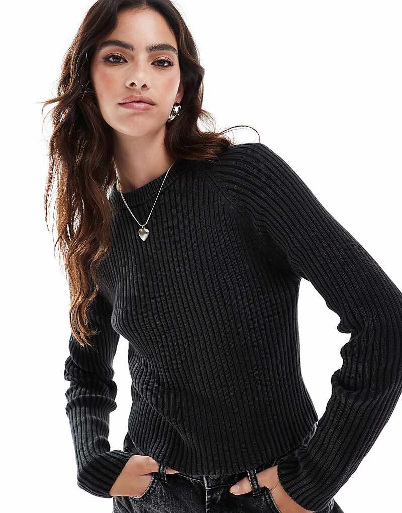 

Vero Moda – черный свитер в рубчик короткого кроя