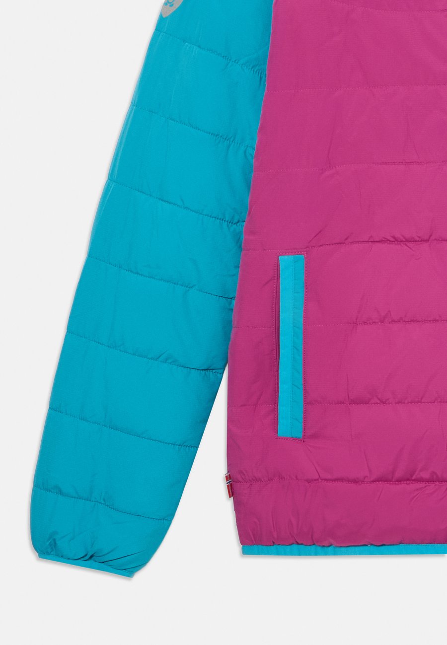 Зимняя куртка TROLLKIDS KIDS SANDVIKA TURNOVER JACKET UNISEX, Bright Berry/Dark Turquoise/Madeira Blue/Berry — фото 3
