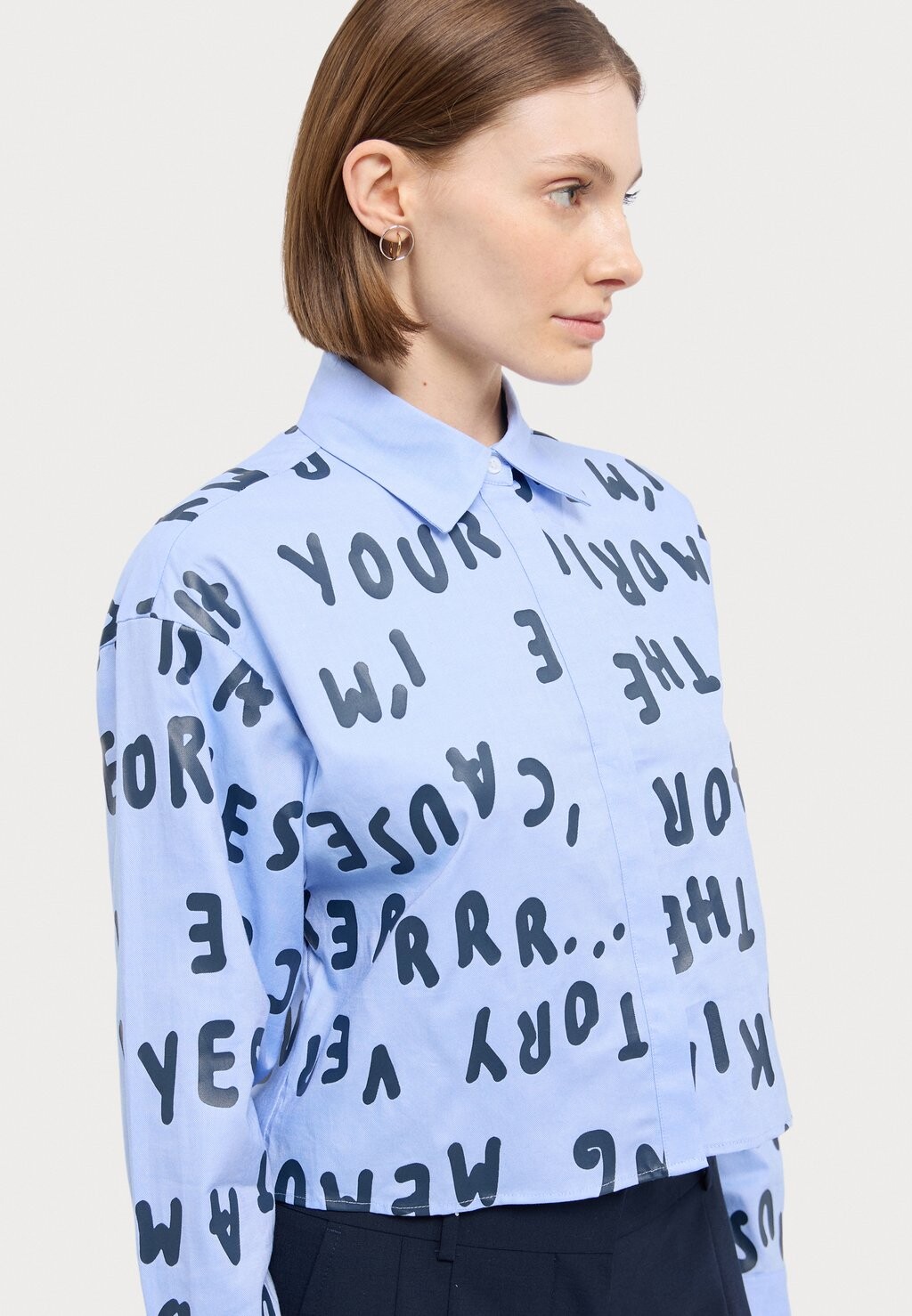 

Блузка на пуговицах ALLOVER TEXT MAX&Co., светло-голубой