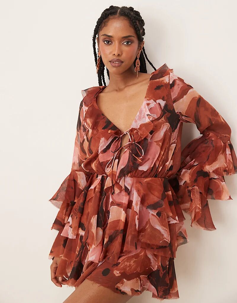 

Комбинезон ASOS DESIGN с длинными рукавами, завязкой спереди, оборкой и абстрактным принтом